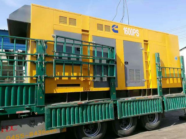 无为测量水冷式机油散热器密封件尺寸时的注意事项有哪些？